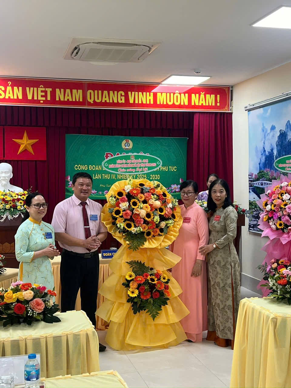 Đại hội Công đoàn bộ phận Phòng Giao dịch Ngân hàng Chính sách xã hội Phú Túc lần thứ IV, nhiệm kỳ 2025 - 2030